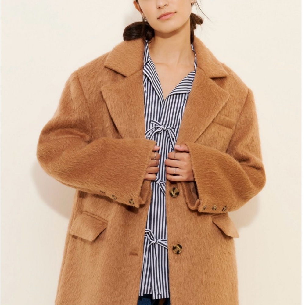 NATIVE YOUTH Camel Teddy Jacket